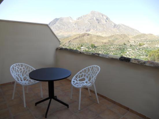 Hostal Rural De Cuadros Bedmar y Garciez Dış mekan fotoğraf